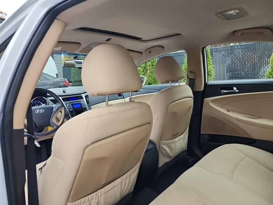 2011 Hyundai Sonata 4dr Sdn 2.4L Man GLS *Ltd Avail*, available for sale in Islip, New York | L.I. Auto Gallery. Islip, New York 2011 Hyundai Sonata 4dr Sdn 2.4L Man GLS *Ltd Avail*, available for sale in Islip, New York | L.I. Auto Gallery. Islip, New York