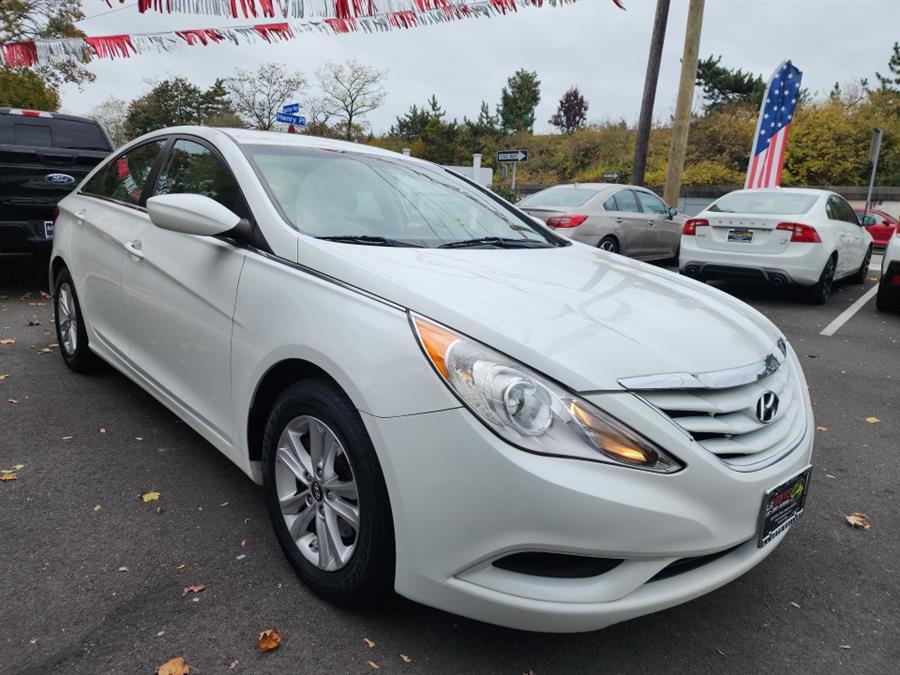 2011 Hyundai Sonata 4dr Sdn 2.4L Man GLS *Ltd Avail*, available for sale in Islip, New York | L.I. Auto Gallery. Islip, New York 2011 Hyundai Sonata 4dr Sdn 2.4L Man GLS *Ltd Avail*, available for sale in Islip, New York | L.I. Auto Gallery. Islip, New York