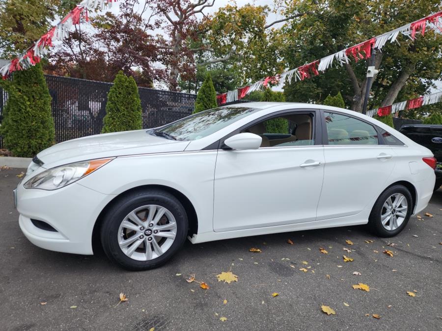 2011 Hyundai Sonata 4dr Sdn 2.4L Man GLS *Ltd Avail*, available for sale in Islip, New York | L.I. Auto Gallery. Islip, New York 2011 Hyundai Sonata 4dr Sdn 2.4L Man GLS *Ltd Avail*, available for sale in Islip, New York | L.I. Auto Gallery. Islip, New York