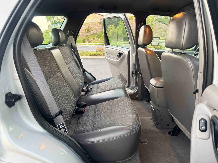 2002 Ford Escape 4dr 103" WB XLS Choice, available for sale in Lake Forest, California | Pacific Green Line. Lake Forest, California 2002 Ford Escape 4dr 103" WB XLS Choice, available for sale in Lake Forest, California | Pacific Green Line. Lake Forest, California