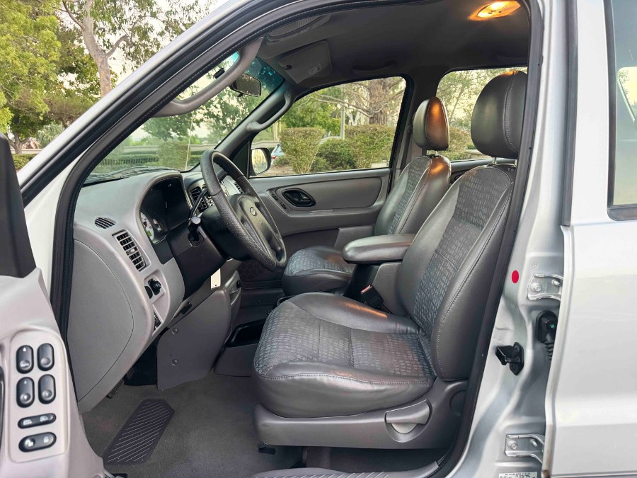 2002 Ford Escape 4dr 103" WB XLS Choice, available for sale in Lake Forest, California | Pacific Green Line. Lake Forest, California 2002 Ford Escape 4dr 103" WB XLS Choice, available for sale in Lake Forest, California | Pacific Green Line. Lake Forest, California