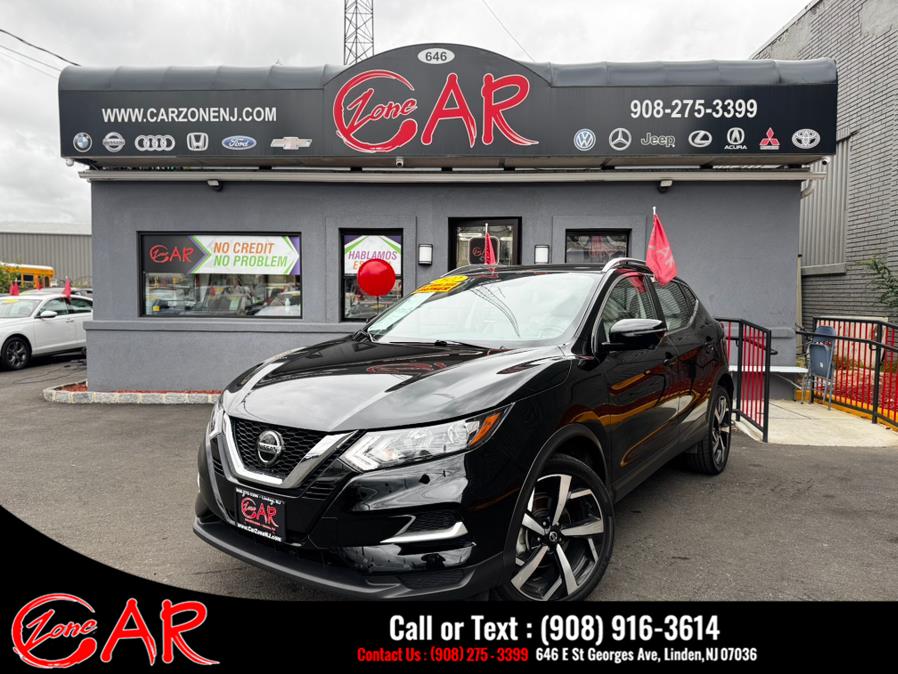 2022 Nissan Rogue Sport SL's photo