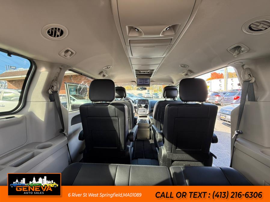 2013 Chrysler Town & Country 4dr Wgn Touring, available for sale in West Springfield, Massachusetts | Geneva Auto Sales LLC. West Springfield, Massachusetts 2013 Chrysler Town & Country 4dr Wgn Touring, available for sale in West Springfield, Massachusetts | Geneva Auto Sales LLC. West Springfield, Massachusetts