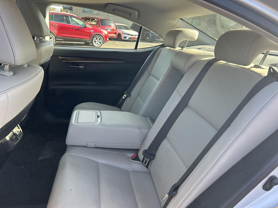 2014 Lexus ES 350 4dr Sdn, available for sale in Vernon Rockville, Connecticut | Vernon Motor Cars. Vernon Rockville, Connecticut 2014 Lexus ES 350 4dr Sdn, available for sale in Vernon Rockville, Connecticut | Vernon Motor Cars. Vernon Rockville, Connecticut