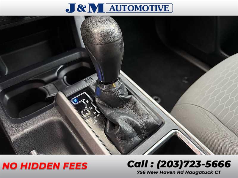2019 Toyota Tacoma SR5, available for sale in Naugatuck, Connecticut | J&M Automotive Sls&Svc LLC. Naugatuck, Connecticut 2019 Toyota Tacoma SR5, available for sale in Naugatuck, Connecticut | J&M Automotive Sls&Svc LLC. Naugatuck, Connecticut