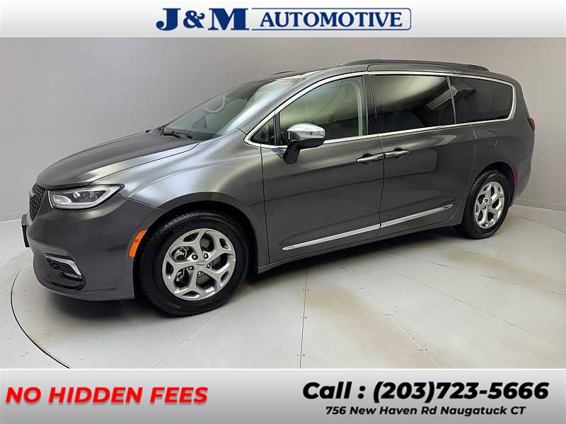 2023 Chrysler Pacifica Limited, available for sale in Naugatuck, Connecticut | J&M Automotive Sls&Svc LLC. Naugatuck, Connecticut
