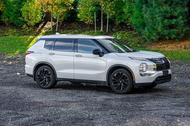 2022 Mitsubishi Outlander SE, available for sale in Great Neck, New York | Camy Cars. Great Neck, New York 2022 Mitsubishi Outlander SE, available for sale in Great Neck, New York | Camy Cars. Great Neck, New York