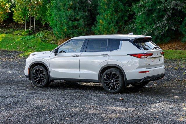 2022 Mitsubishi Outlander SE, available for sale in Great Neck, New York | Camy Cars. Great Neck, New York 2022 Mitsubishi Outlander SE, available for sale in Great Neck, New York | Camy Cars. Great Neck, New York