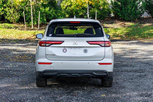 2022 Mitsubishi Outlander SE, available for sale in Great Neck, New York | Camy Cars. Great Neck, New York 2022 Mitsubishi Outlander SE, available for sale in Great Neck, New York | Camy Cars. Great Neck, New York