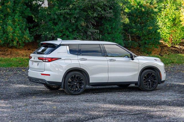 2022 Mitsubishi Outlander SE, available for sale in Great Neck, New York | Camy Cars. Great Neck, New York 2022 Mitsubishi Outlander SE, available for sale in Great Neck, New York | Camy Cars. Great Neck, New York