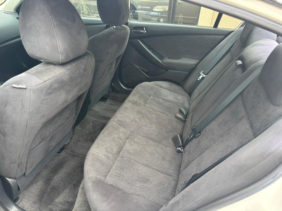 2010 Nissan Altima 4dr Sdn I4 CVT 2.5 S, available for sale in New haven, Connecticut | Wilson Maturo Motors. New haven, Connecticut 2010 Nissan Altima 4dr Sdn I4 CVT 2.5 S, available for sale in New haven, Connecticut | Wilson Maturo Motors. New haven, Connecticut