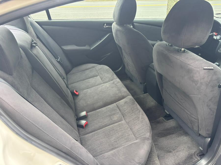 2010 Nissan Altima 4dr Sdn I4 CVT 2.5 S, available for sale in New haven, Connecticut | Wilson Maturo Motors. New haven, Connecticut 2010 Nissan Altima 4dr Sdn I4 CVT 2.5 S, available for sale in New haven, Connecticut | Wilson Maturo Motors. New haven, Connecticut