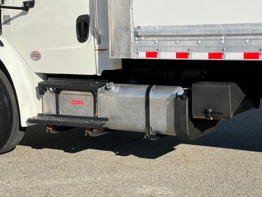 2018 Freightliner M2 106 26FT SUPREME BOX/MAXON LIFTGATE NON CDL, available for sale in Paterson, New Jersey | Speedway Commercial Motors LLC. Paterson, New Jersey 2018 Freightliner M2 106 26FT SUPREME BOX/MAXON LIFTGATE NON CDL, available for sale in Paterson, New Jersey | Speedway Commercial Motors LLC. Paterson, New Jersey