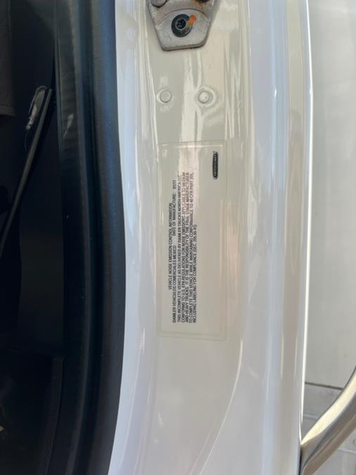 2018 Freightliner M2 106 26FT SUPREME BOX/MAXON LIFTGATE NON CDL, available for sale in Paterson, New Jersey | Speedway Commercial Motors LLC. Paterson, New Jersey 2018 Freightliner M2 106 26FT SUPREME BOX/MAXON LIFTGATE NON CDL, available for sale in Paterson, New Jersey | Speedway Commercial Motors LLC. Paterson, New Jersey