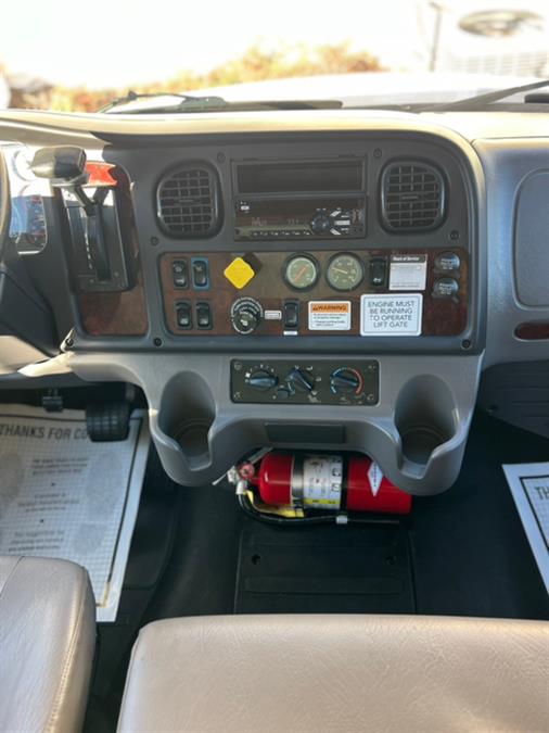 2018 Freightliner M2 106 26FT SUPREME BOX/MAXON LIFTGATE NON CDL, available for sale in Paterson, New Jersey | Speedway Commercial Motors LLC. Paterson, New Jersey 2018 Freightliner M2 106 26FT SUPREME BOX/MAXON LIFTGATE NON CDL, available for sale in Paterson, New Jersey | Speedway Commercial Motors LLC. Paterson, New Jersey