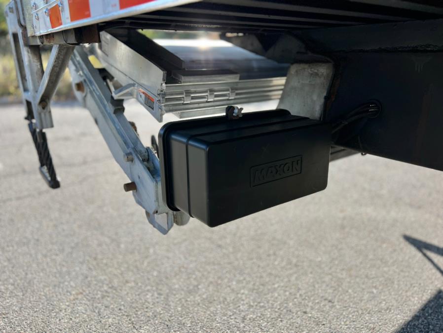 2018 Freightliner M2 106 26FT SUPREME BOX/MAXON LIFTGATE NON CDL, available for sale in Paterson, New Jersey | Speedway Commercial Motors LLC. Paterson, New Jersey 2018 Freightliner M2 106 26FT SUPREME BOX/MAXON LIFTGATE NON CDL, available for sale in Paterson, New Jersey | Speedway Commercial Motors LLC. Paterson, New Jersey