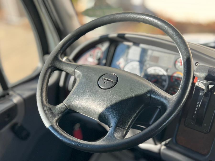 2018 Freightliner M2 106 26FT SUPREME BOX/MAXON LIFTGATE NON CDL, available for sale in Paterson, New Jersey | Speedway Commercial Motors LLC. Paterson, New Jersey 2018 Freightliner M2 106 26FT SUPREME BOX/MAXON LIFTGATE NON CDL, available for sale in Paterson, New Jersey | Speedway Commercial Motors LLC. Paterson, New Jersey