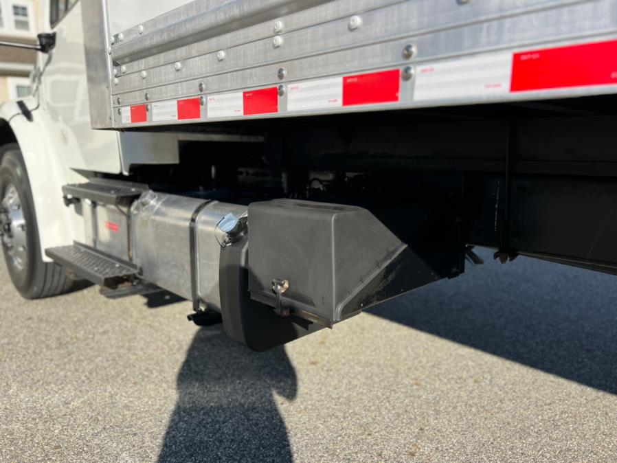 2018 Freightliner M2 106 26FT SUPREME BOX/MAXON LIFTGATE NON CDL, available for sale in Paterson, New Jersey | Speedway Commercial Motors LLC. Paterson, New Jersey 2018 Freightliner M2 106 26FT SUPREME BOX/MAXON LIFTGATE NON CDL, available for sale in Paterson, New Jersey | Speedway Commercial Motors LLC. Paterson, New Jersey