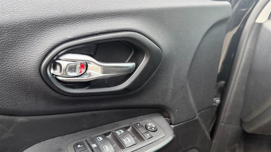 2022 Jeep Cherokee Trailhawk, available for sale in Hempstead, New York | Certified Automotive Group. Hempstead, New York 2022 Jeep Cherokee Trailhawk, available for sale in Hempstead, New York | Certified Automotive Group. Hempstead, New York