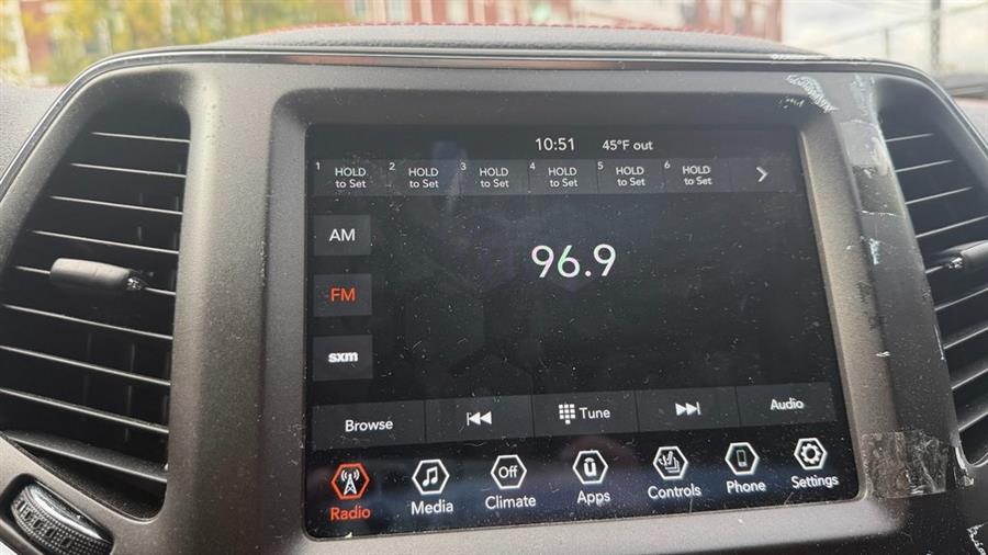 2022 Jeep Cherokee Trailhawk, available for sale in Hempstead, New York | Certified Automotive Group. Hempstead, New York 2022 Jeep Cherokee Trailhawk, available for sale in Hempstead, New York | Certified Automotive Group. Hempstead, New York