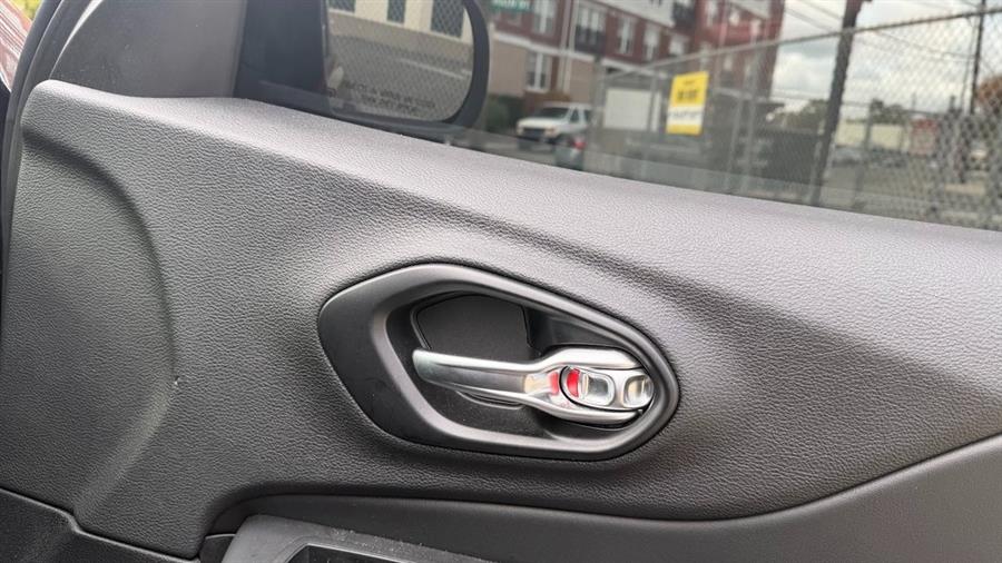 2022 Jeep Cherokee Trailhawk, available for sale in Hempstead, New York | Certified Automotive Group. Hempstead, New York 2022 Jeep Cherokee Trailhawk, available for sale in Hempstead, New York | Certified Automotive Group. Hempstead, New York