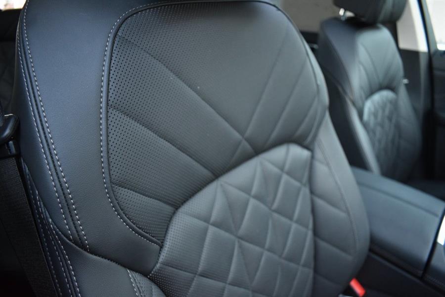 2025 BMW X7 xDrive40i, available for sale in Hempstead, New York | Certified Automotive Group. Hempstead, New York 2025 BMW X7 xDrive40i, available for sale in Hempstead, New York | Certified Automotive Group. Hempstead, New York