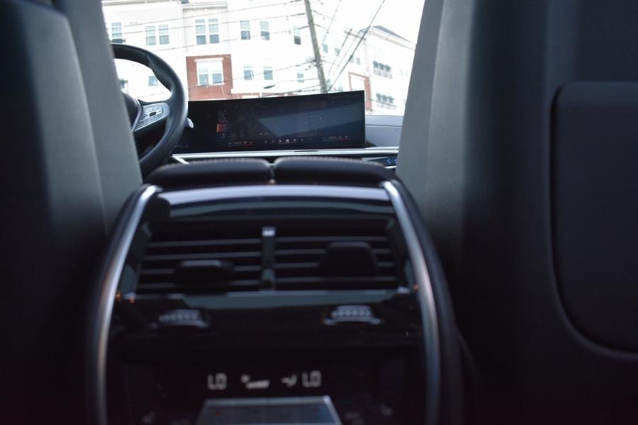 2025 BMW X7 xDrive40i, available for sale in Hempstead, New York | Certified Automotive Group. Hempstead, New York 2025 BMW X7 xDrive40i, available for sale in Hempstead, New York | Certified Automotive Group. Hempstead, New York