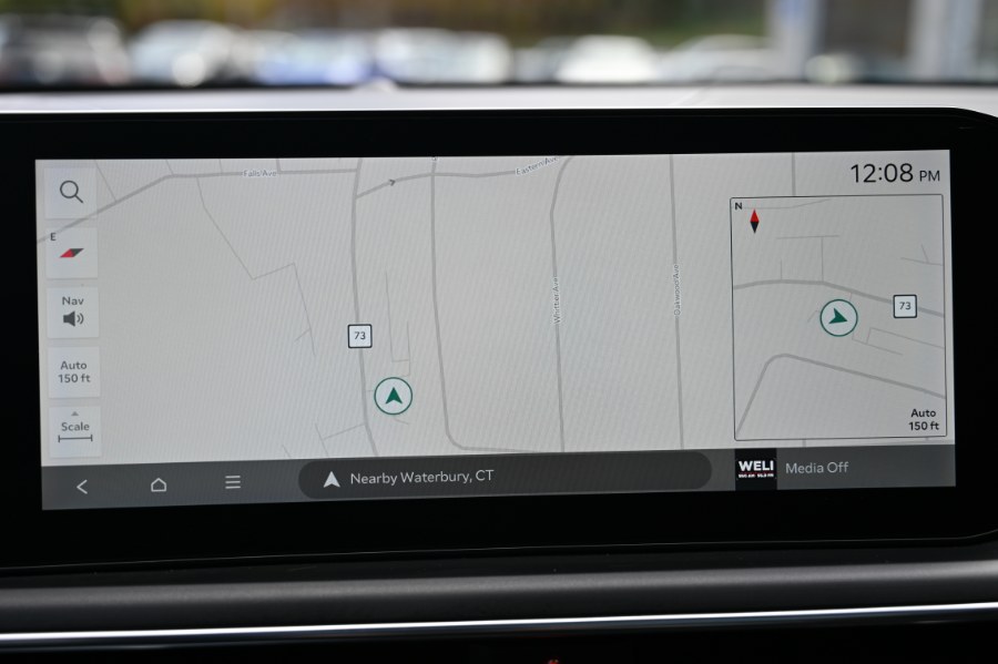 2025 Kia K5 GT photo 2