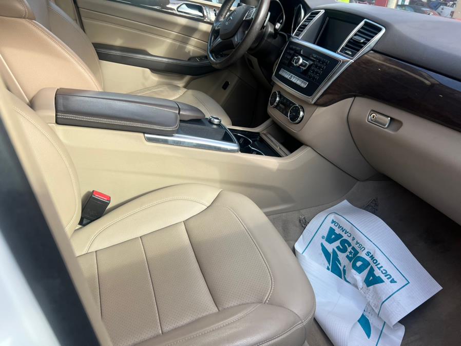2015 Mercedes-Benz M-Class 4MATIC 4dr ML350, available for sale in Brooklyn, New York | Atlantic Used Car Sales. Brooklyn, New York 2015 Mercedes-Benz M-Class 4MATIC 4dr ML350, available for sale in Brooklyn, New York | Atlantic Used Car Sales. Brooklyn, New York