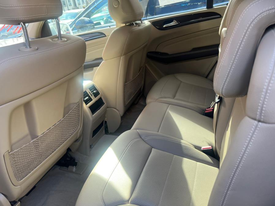 2015 Mercedes-Benz M-Class 4MATIC 4dr ML350, available for sale in Brooklyn, New York | Atlantic Used Car Sales. Brooklyn, New York 2015 Mercedes-Benz M-Class 4MATIC 4dr ML350, available for sale in Brooklyn, New York | Atlantic Used Car Sales. Brooklyn, New York