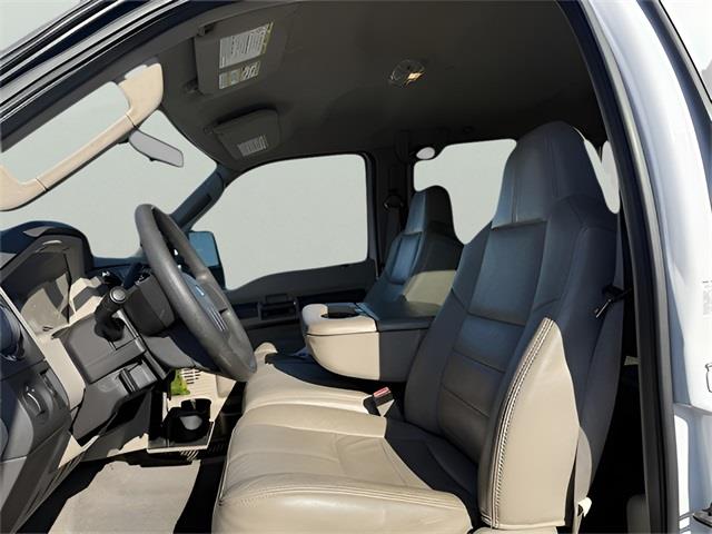 2010 Ford F-350sd XLT, available for sale in Stratford, Connecticut | Wiz Leasing Inc. Stratford, Connecticut 2010 Ford F-350sd XLT, available for sale in Stratford, Connecticut | Wiz Leasing Inc. Stratford, Connecticut