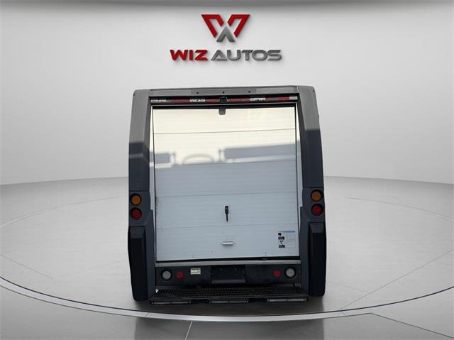 2012 Isuzu Npr Parcel delivery, available for sale in Stratford, Connecticut | Wiz Leasing Inc. Stratford, Connecticut 2012 Isuzu Npr Parcel delivery, available for sale in Stratford, Connecticut | Wiz Leasing Inc. Stratford, Connecticut