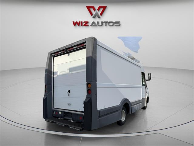 2012 Isuzu Npr Parcel delivery, available for sale in Stratford, Connecticut | Wiz Leasing Inc. Stratford, Connecticut 2012 Isuzu Npr Parcel delivery, available for sale in Stratford, Connecticut | Wiz Leasing Inc. Stratford, Connecticut