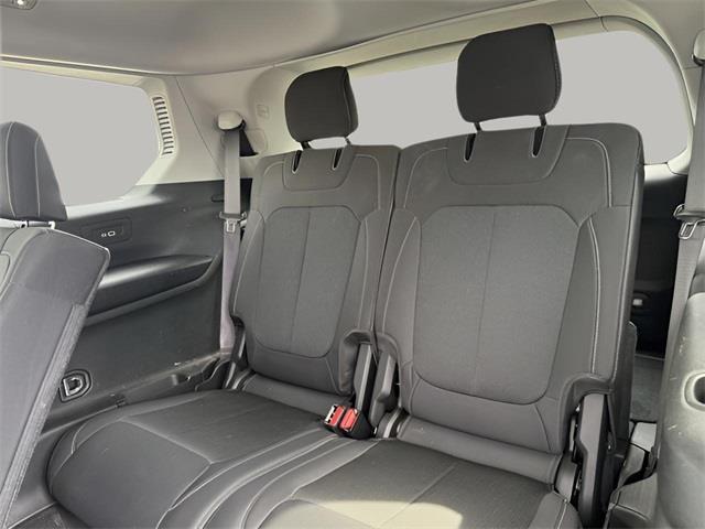 2021 Jeep Grand Cherokee l Laredo, available for sale in Stratford, Connecticut | Wiz Leasing Inc. Stratford, Connecticut 2021 Jeep Grand Cherokee l Laredo, available for sale in Stratford, Connecticut | Wiz Leasing Inc. Stratford, Connecticut