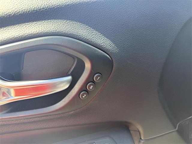 2021 Jeep Cherokee Limited, available for sale in Stratford, Connecticut | Wiz Leasing Inc. Stratford, Connecticut 2021 Jeep Cherokee Limited, available for sale in Stratford, Connecticut | Wiz Leasing Inc. Stratford, Connecticut