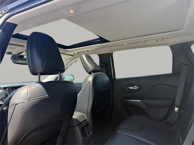 2021 Jeep Cherokee Limited, available for sale in Stratford, Connecticut | Wiz Leasing Inc. Stratford, Connecticut 2021 Jeep Cherokee Limited, available for sale in Stratford, Connecticut | Wiz Leasing Inc. Stratford, Connecticut