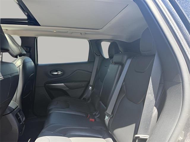 2021 Jeep Cherokee Limited, available for sale in Stratford, Connecticut | Wiz Leasing Inc. Stratford, Connecticut 2021 Jeep Cherokee Limited, available for sale in Stratford, Connecticut | Wiz Leasing Inc. Stratford, Connecticut