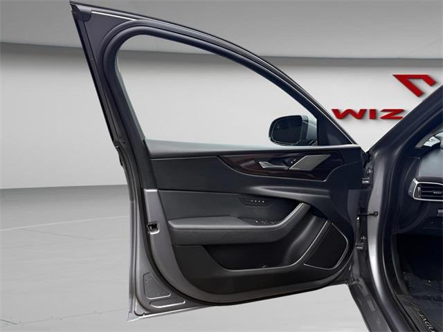 2020 Jaguar Xe S, available for sale in Stratford, Connecticut | Wiz Leasing Inc. Stratford, Connecticut 2020 Jaguar Xe S, available for sale in Stratford, Connecticut | Wiz Leasing Inc. Stratford, Connecticut