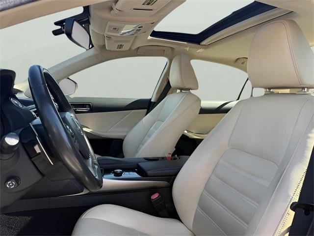 2014 Lexus Is 350, available for sale in Stratford, Connecticut | Wiz Leasing Inc. Stratford, Connecticut 2014 Lexus Is 350, available for sale in Stratford, Connecticut | Wiz Leasing Inc. Stratford, Connecticut
