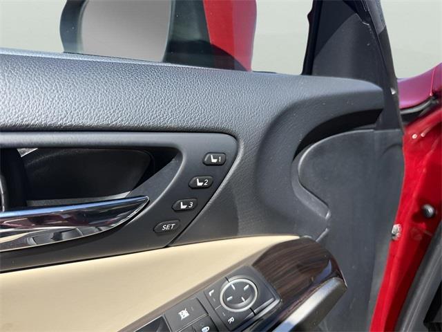 2014 Lexus Is 350, available for sale in Stratford, Connecticut | Wiz Leasing Inc. Stratford, Connecticut 2014 Lexus Is 350, available for sale in Stratford, Connecticut | Wiz Leasing Inc. Stratford, Connecticut