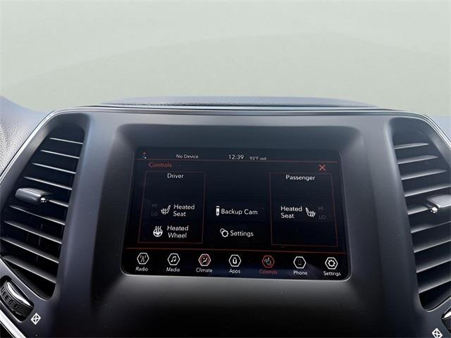 2020 Jeep Cherokee Latitude, available for sale in Stratford, Connecticut | Wiz Leasing Inc. Stratford, Connecticut 2020 Jeep Cherokee Latitude, available for sale in Stratford, Connecticut | Wiz Leasing Inc. Stratford, Connecticut