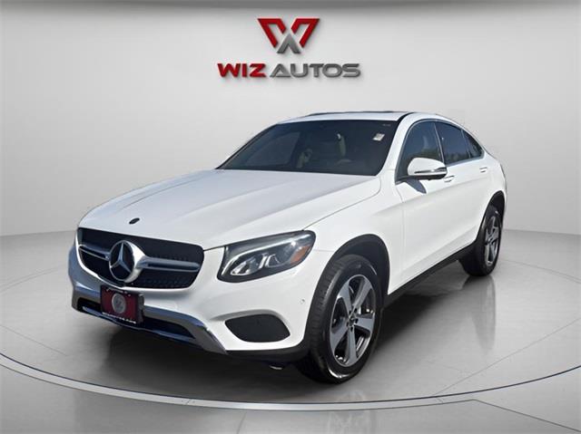 Used 2019 Mercedes-benz Glc in Stratford, Connecticut | Wiz Leasing Inc. Stratford, Connecticut
