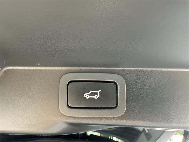 2020 Land Rover Range Rover Sport HSE, available for sale in Stratford, Connecticut | Wiz Leasing Inc. Stratford, Connecticut 2020 Land Rover Range Rover Sport HSE, available for sale in Stratford, Connecticut | Wiz Leasing Inc. Stratford, Connecticut