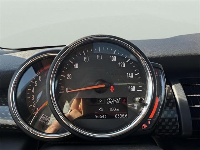 2019 Mini Cooper s Signature, available for sale in Stratford, Connecticut | Wiz Leasing Inc. Stratford, Connecticut 2019 Mini Cooper s Signature, available for sale in Stratford, Connecticut | Wiz Leasing Inc. Stratford, Connecticut