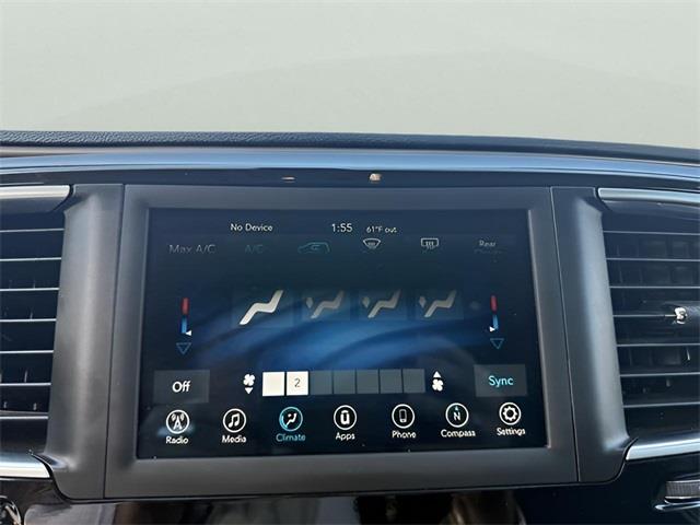 2018 Chrysler Pacifica LX, available for sale in Stratford, Connecticut | Wiz Leasing Inc. Stratford, Connecticut 2018 Chrysler Pacifica LX, available for sale in Stratford, Connecticut | Wiz Leasing Inc. Stratford, Connecticut