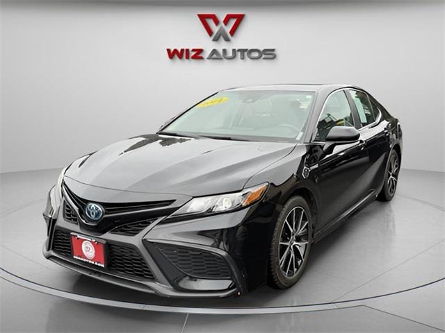 Used 2021 Toyota Camry Hybrid in Stratford, Connecticut | Wiz Leasing Inc. Stratford, Connecticut
