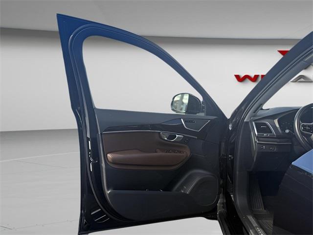 2019 Volvo Xc90 T6 Momentum, available for sale in Stratford, Connecticut | Wiz Leasing Inc. Stratford, Connecticut 2019 Volvo Xc90 T6 Momentum, available for sale in Stratford, Connecticut | Wiz Leasing Inc. Stratford, Connecticut