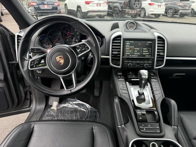 2016 Porsche Cayenne Base, available for sale in Stratford, Connecticut | Wiz Leasing Inc. Stratford, Connecticut 2016 Porsche Cayenne Base, available for sale in Stratford, Connecticut | Wiz Leasing Inc. Stratford, Connecticut
