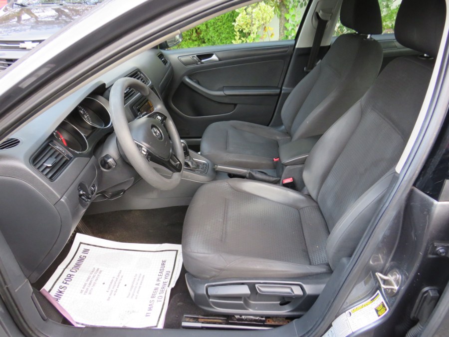 2015 Volkswagen Jetta Sedan 4dr Auto 2.0L S, available for sale in Middle Village, New York | Road Masters II INC. Middle Village, New York 2015 Volkswagen Jetta Sedan 4dr Auto 2.0L S, available for sale in Middle Village, New York | Road Masters II INC. Middle Village, New York