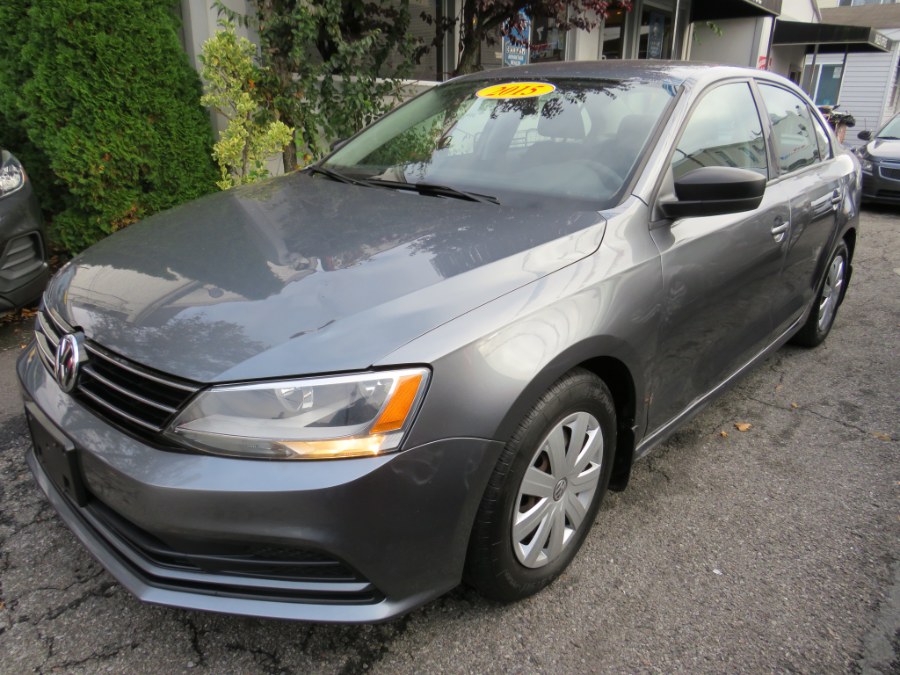 2015 Volkswagen Jetta Sedan 4dr Auto 2.0L S, available for sale in Middle Village, New York | Road Masters II INC. Middle Village, New York 2015 Volkswagen Jetta Sedan 4dr Auto 2.0L S, available for sale in Middle Village, New York | Road Masters II INC. Middle Village, New York